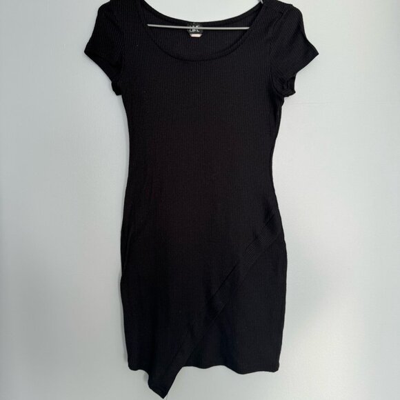 LIME - Everyday Essential Black Mini Dress - Picture 1 of 2